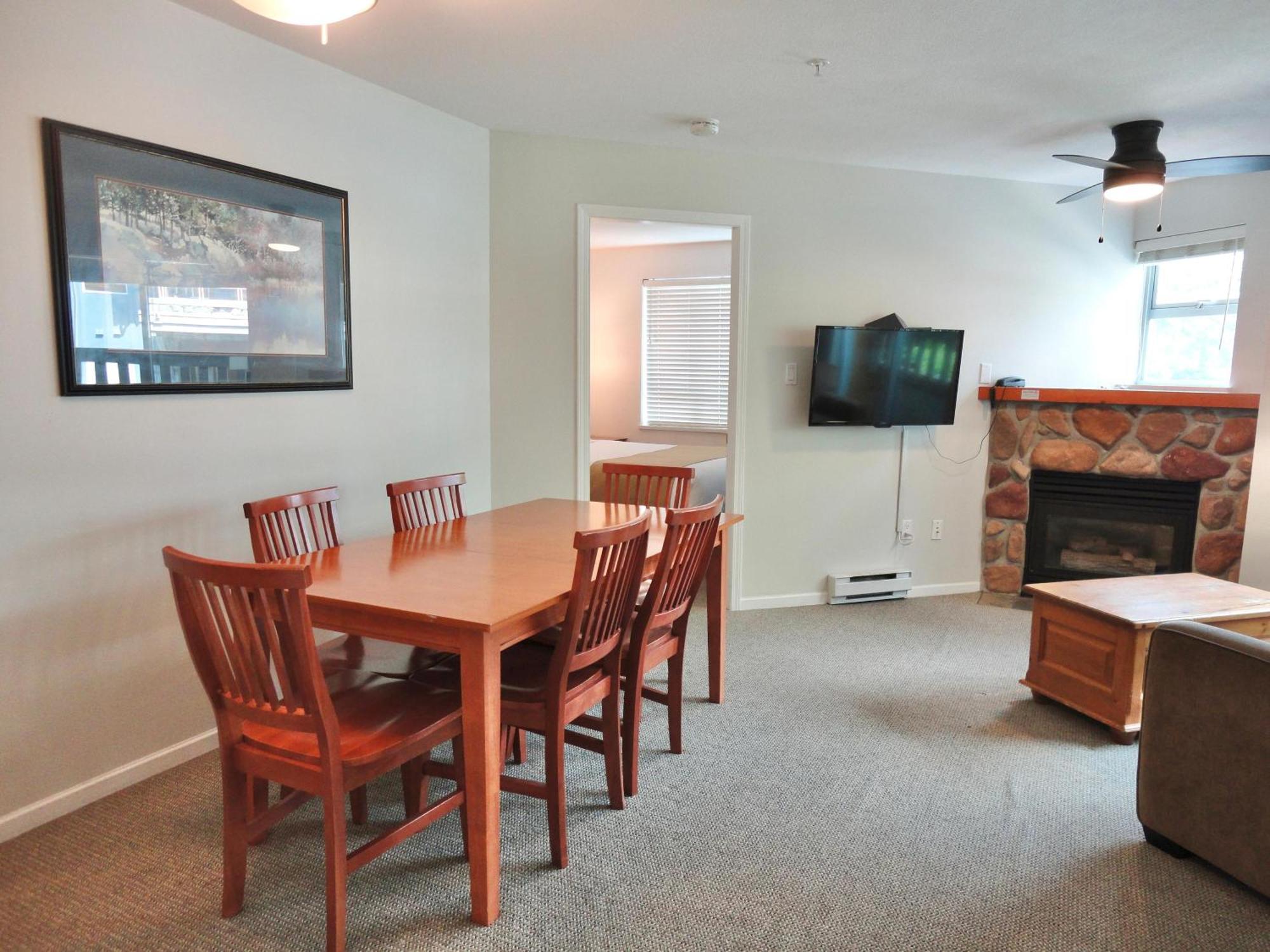 Bear Lodge Two Bedroom By Mva Whistler Exterior foto