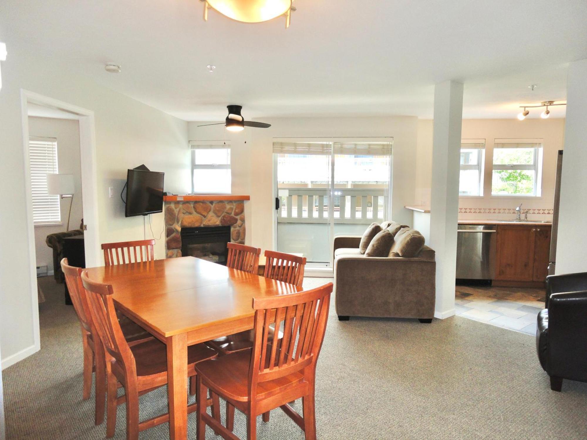 Bear Lodge Two Bedroom By Mva Whistler Exterior foto